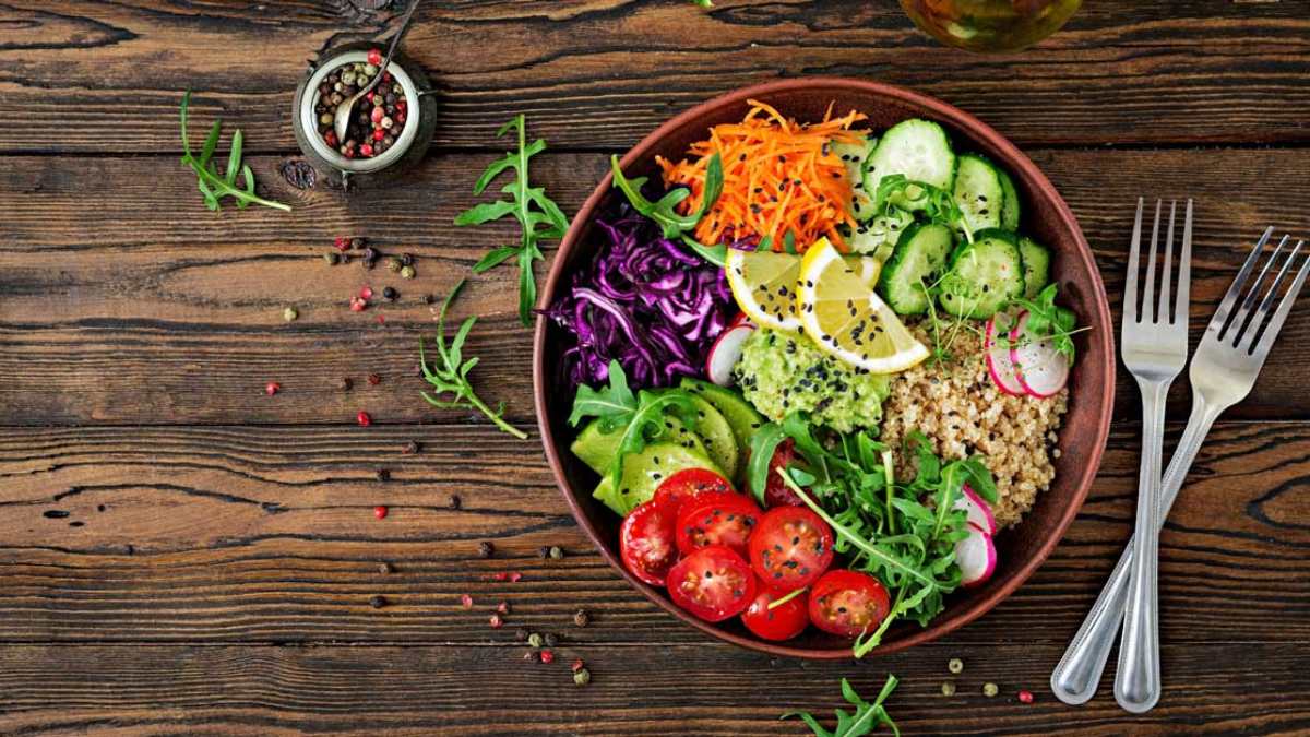 5 REASONS WHY VEGAN DIETS ARE HEALTHIER AND BETTER
