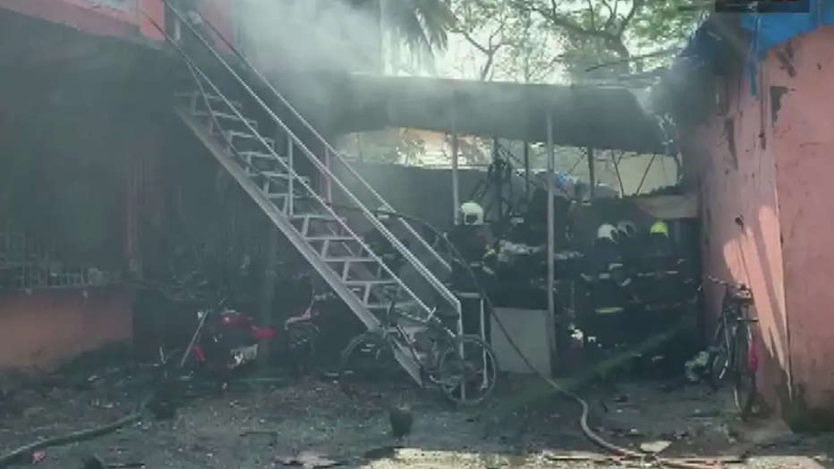 Massive fire breaks out in Mumbai’s Versova area, four injured