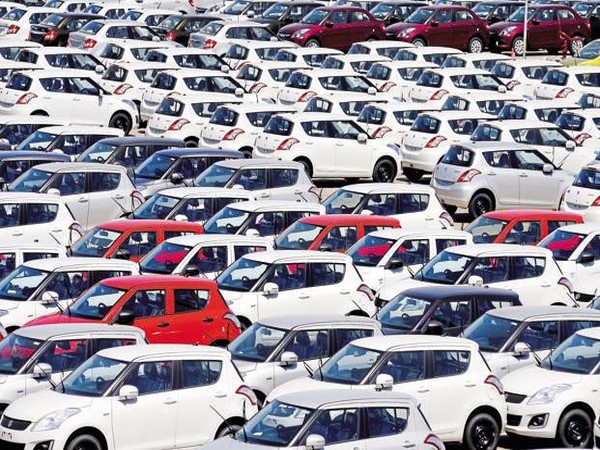 POLAND IMPOSES EU BAN ON ALL PASSENGER CARS REGISTERED UNDER RUSSIA