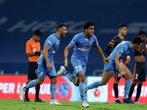 Bring the title where it belongs: Hardik and MI boys wish Mumbai City FC ahead of ISL final