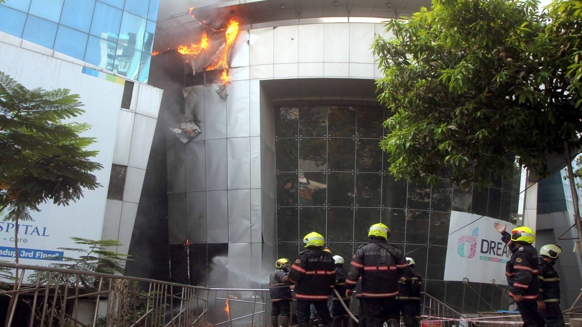 Defective electrical circuit caused Mumbai mall fire