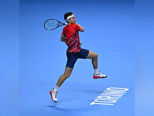 Ruud races past Rublev in Turin, sets Djokovic title clash
