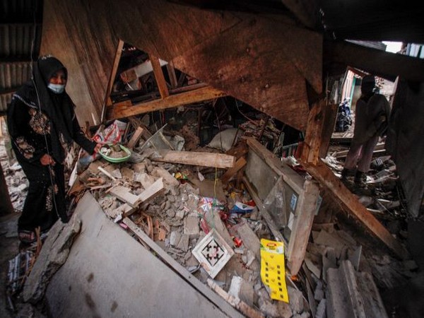 PM Modi says saddened by loss of lives in the Indonesia earthquake