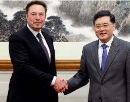 China’s Industry Minister, Tesla’s Musk meet, discuss electric cars