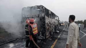 16 passengers killed, 11 injured after bus catches fire near Pindi Bhattian
