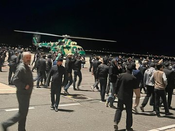 Airport in Russia stormed in antisemitic riot after plane from Israel, 60 detained