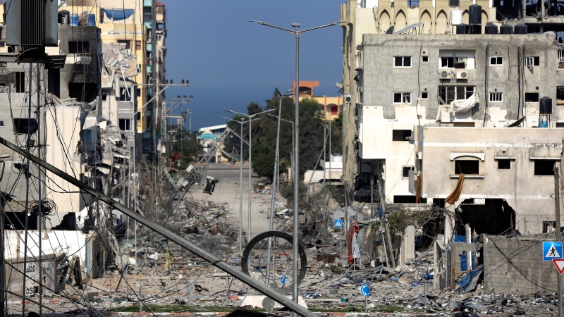 Gaza blockade imperils UN aid amid escalating bombing rise