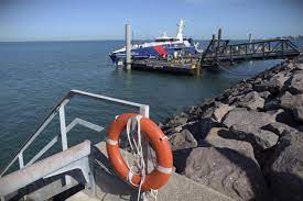 Australia keeps Chinese company’s strategic port lease, defying cancellation