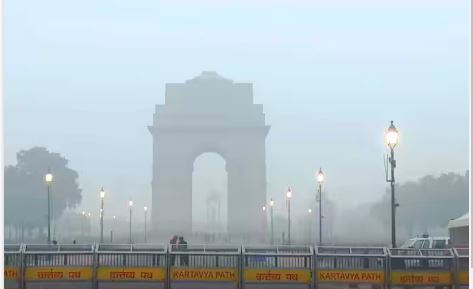 Delhi’s Air Quality ‘Severe’; GRAP 3 Imposed, Private Cars Banned, Schools Go Online