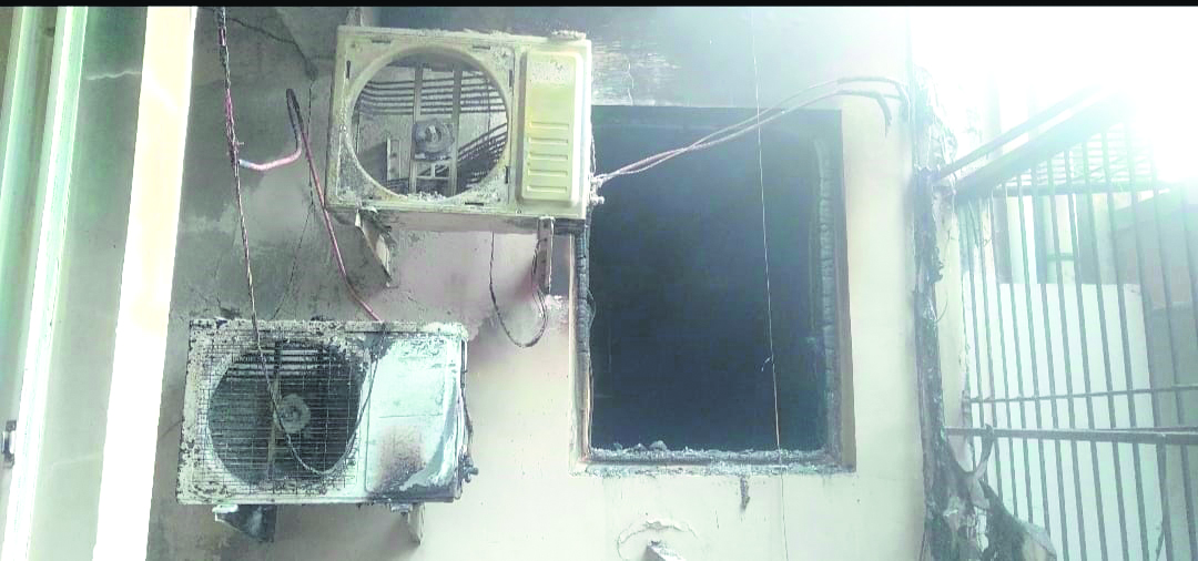 GOODS WORTH LAKHS BURNT TO ASHES IN A FLAT FIRE