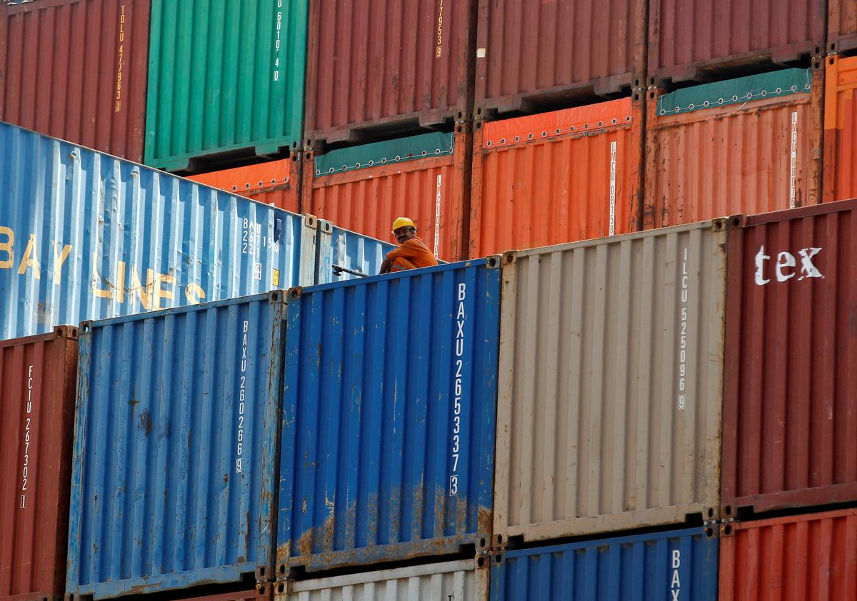 Jan exports grow 9% to .72 billion
