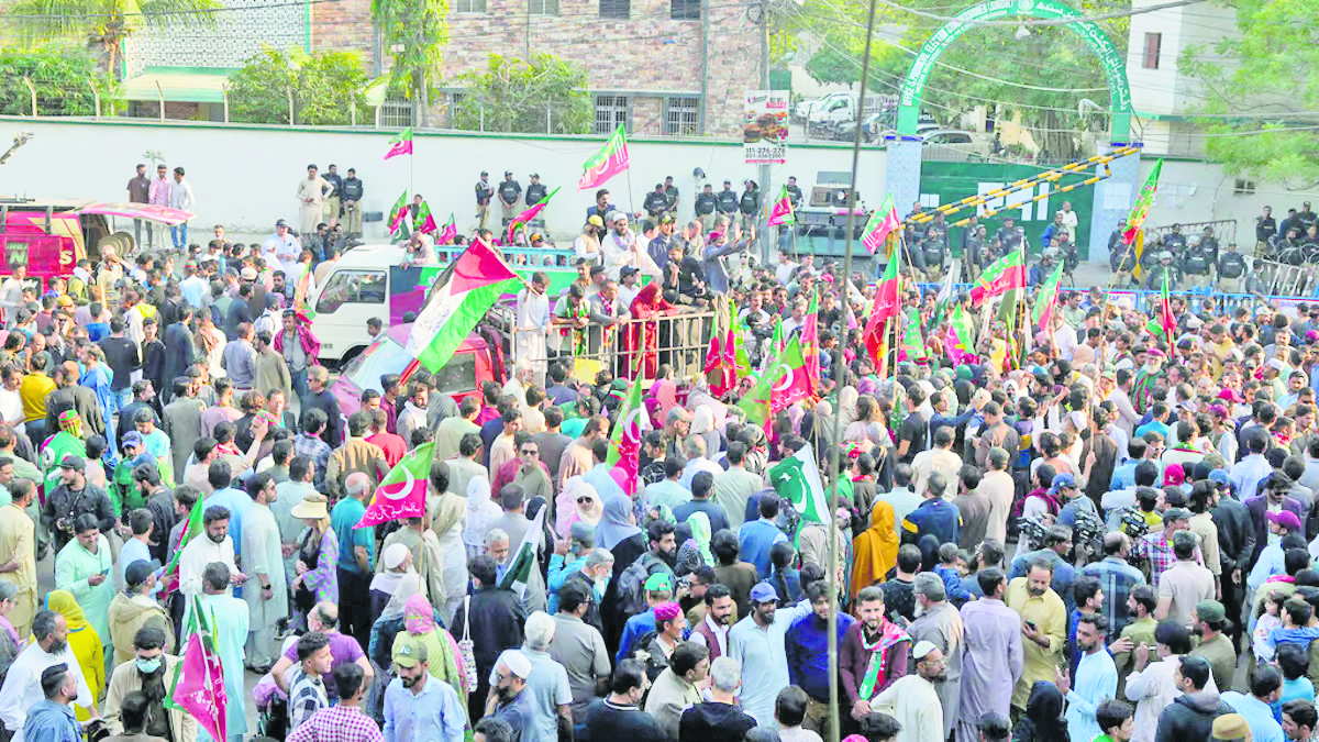 PPP leaders announce coalition with Balochistan amid protests
