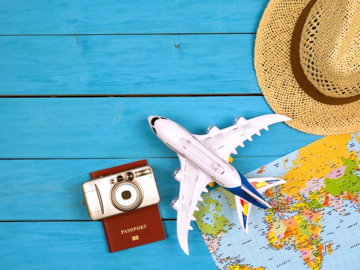 Smart Savings: 10 Budget Travel Hacks for Thrifty Explorers