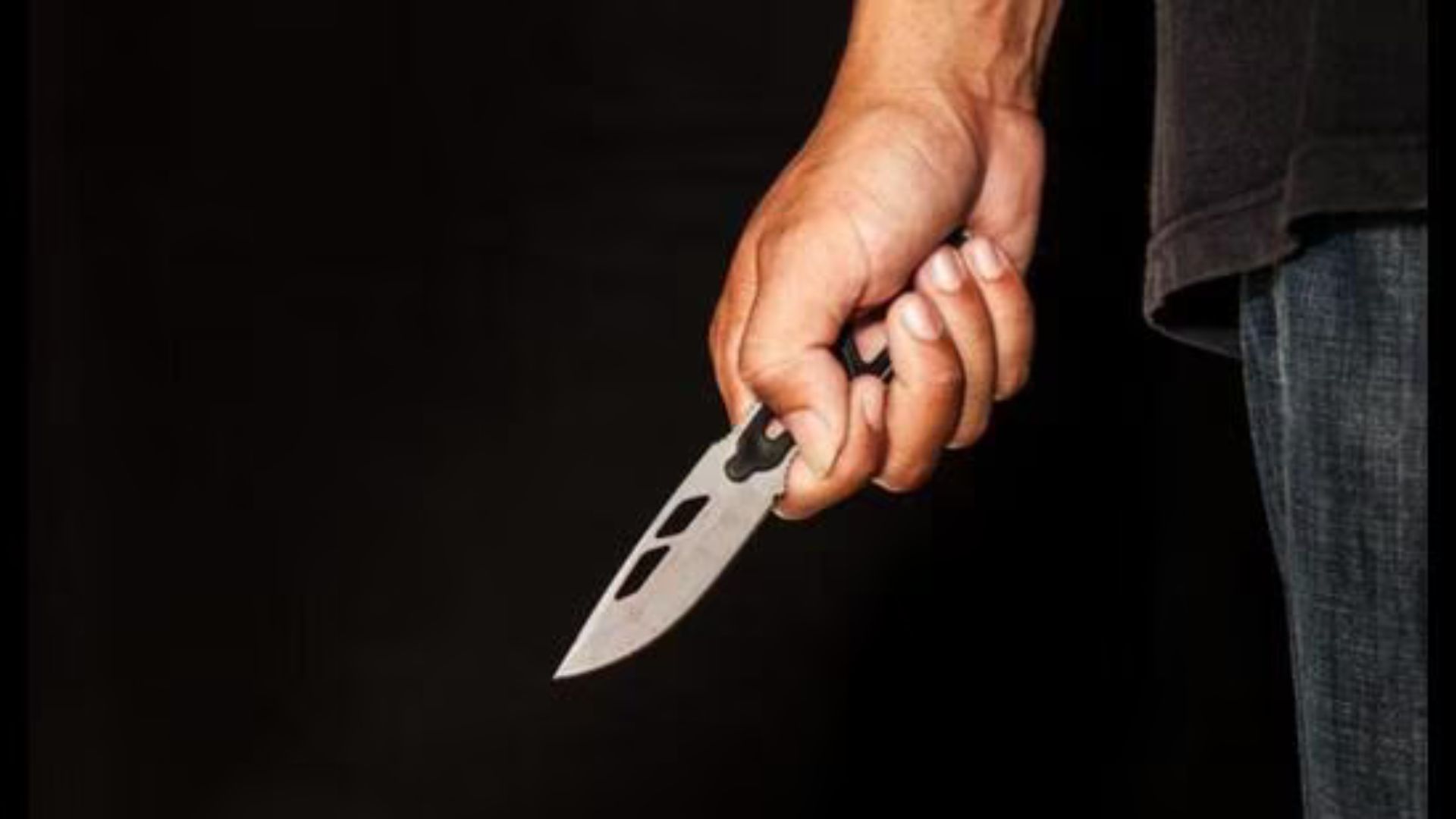 Israeli Soldier Kills Mall Stabber, Passes Away Due To Injuries