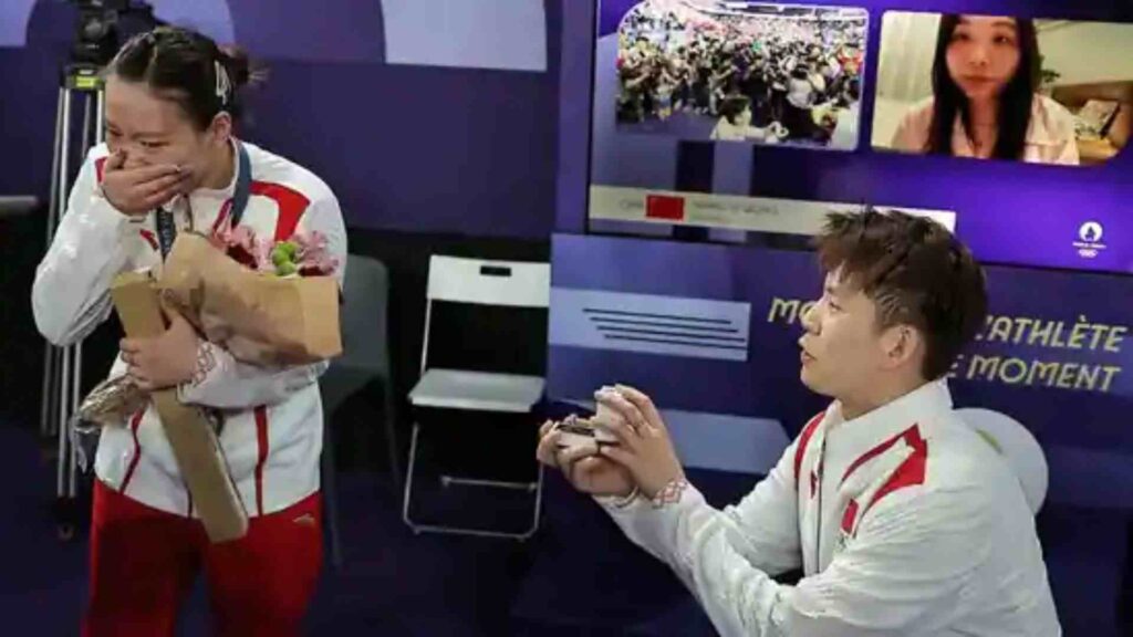 Liu Yuchen Proposes To Huang Yaqiong Liu Yuchen Proposes To Huang Yaqiong