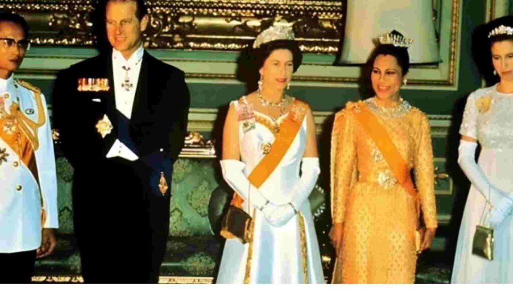 Royal Family Gifts Royal Family Gifts