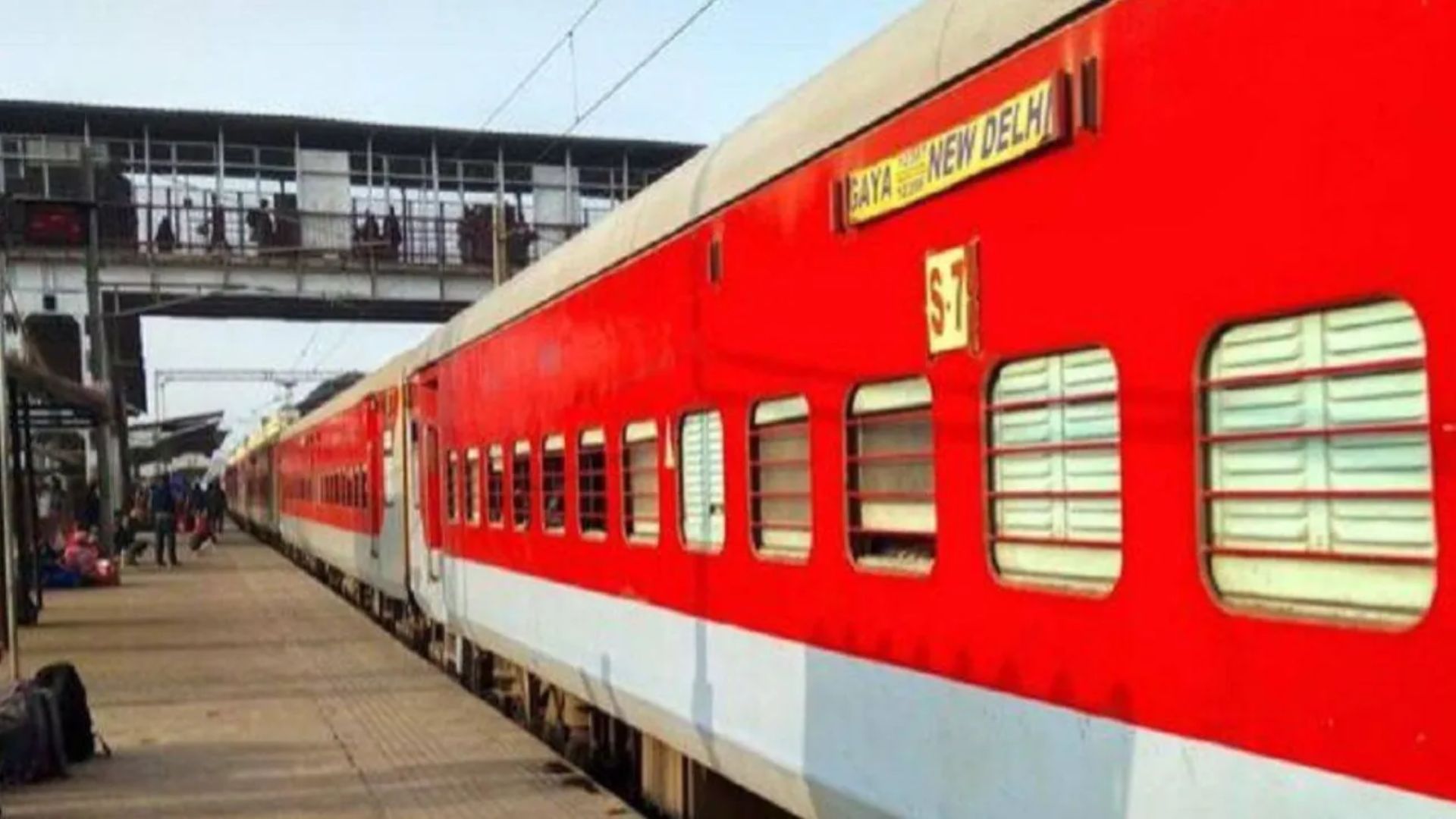 Stone-Pelting Incident Targets Mahabodhi Express Near Mirzapur Station