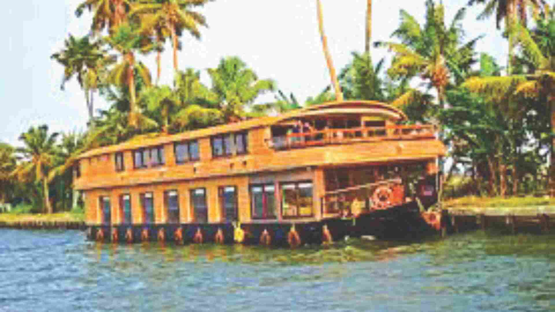 Unique Houseboat Destinations in India: Experience Tranquility and Culture
