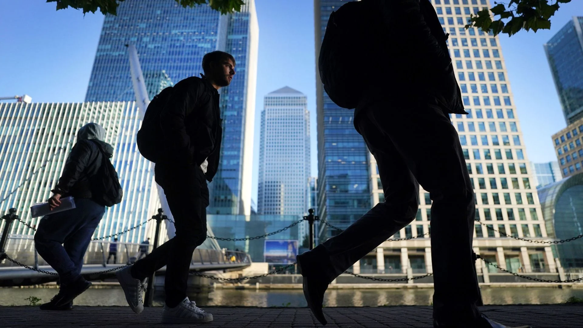 OECD Predicts UK Economy: Growth Forecast Amid Inflation Concerns