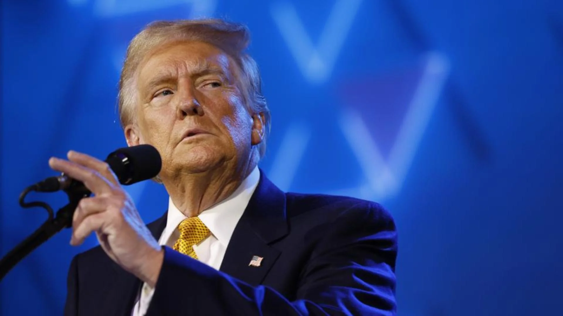 Trump Claims “Big Threats” On His Life From Iran Following Intelligence Briefing