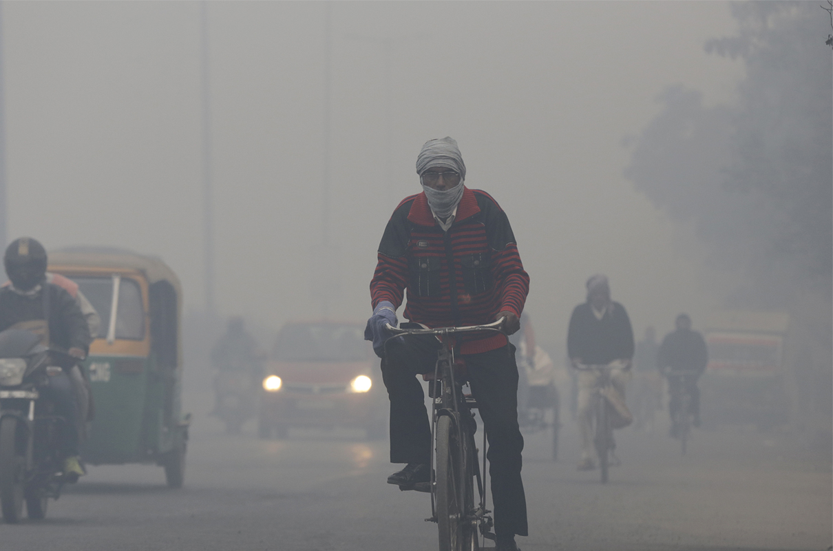 Delhi’s Air Quality Improves Slightly, But Pollution Remains High
