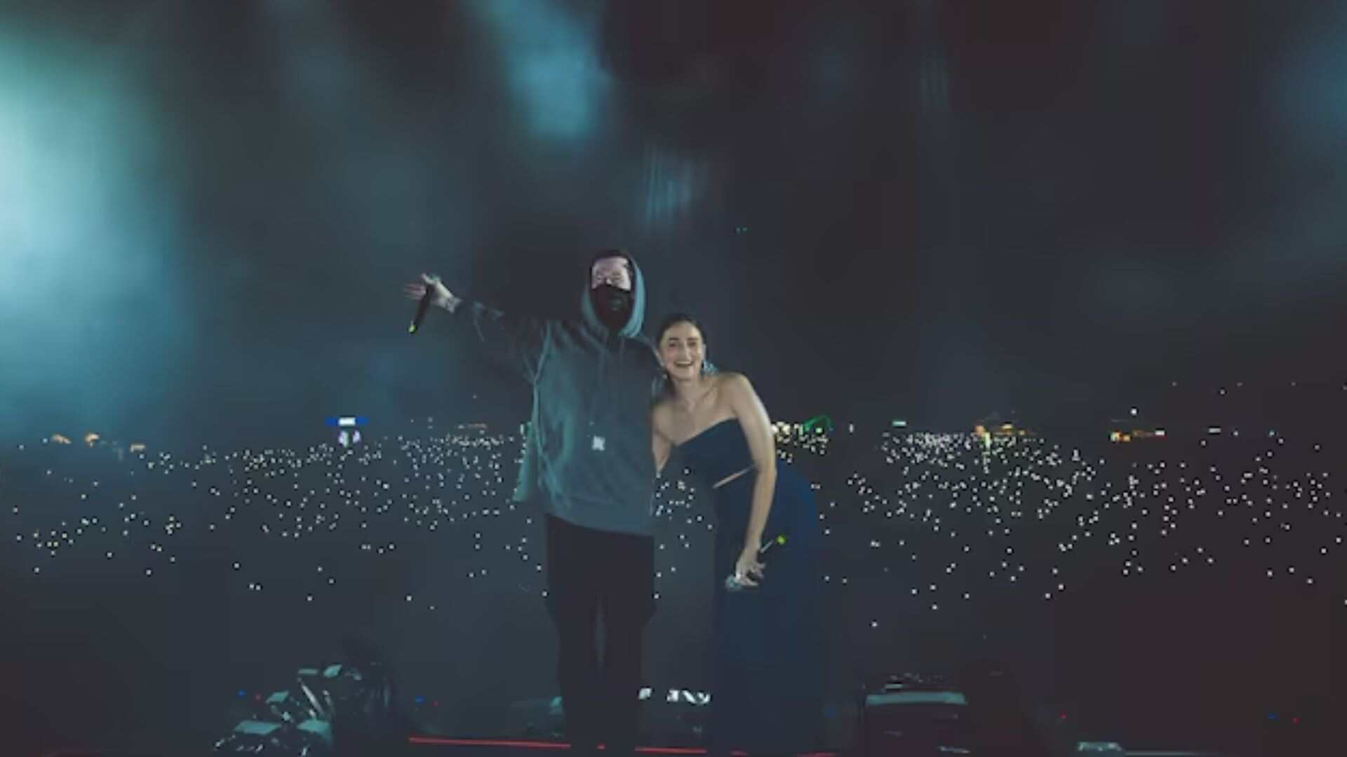 Watch: Alia Bhatt Joins Alan Walker on Stage in Bengaluru