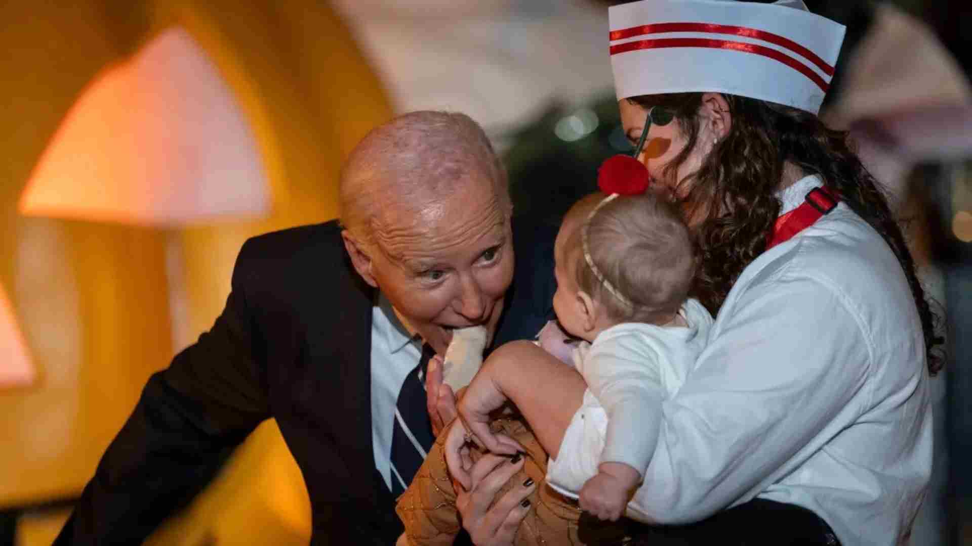 Biden Spotted ‘Biting Babies’ During White House Halloween Festivities | WATCH