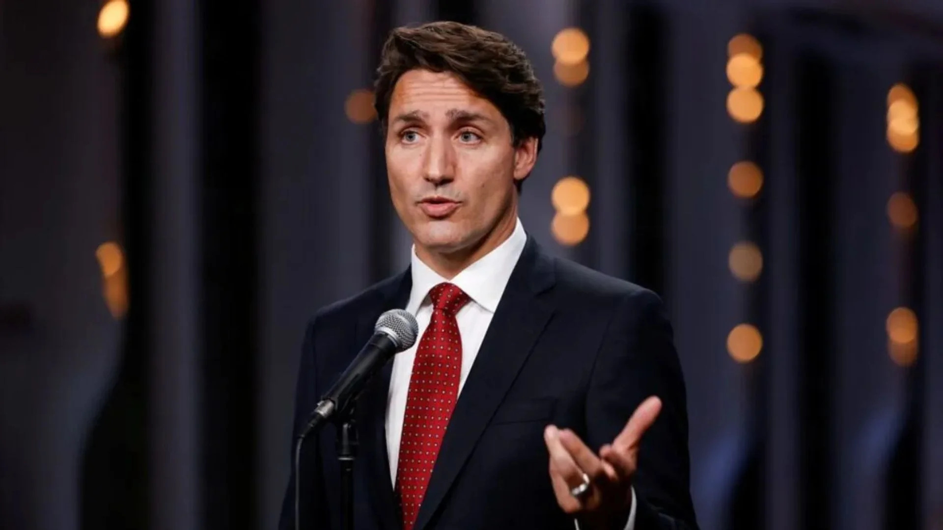 Trudeau’s Leadership In Jeopardy: Can He Survive Calls For Resignation?