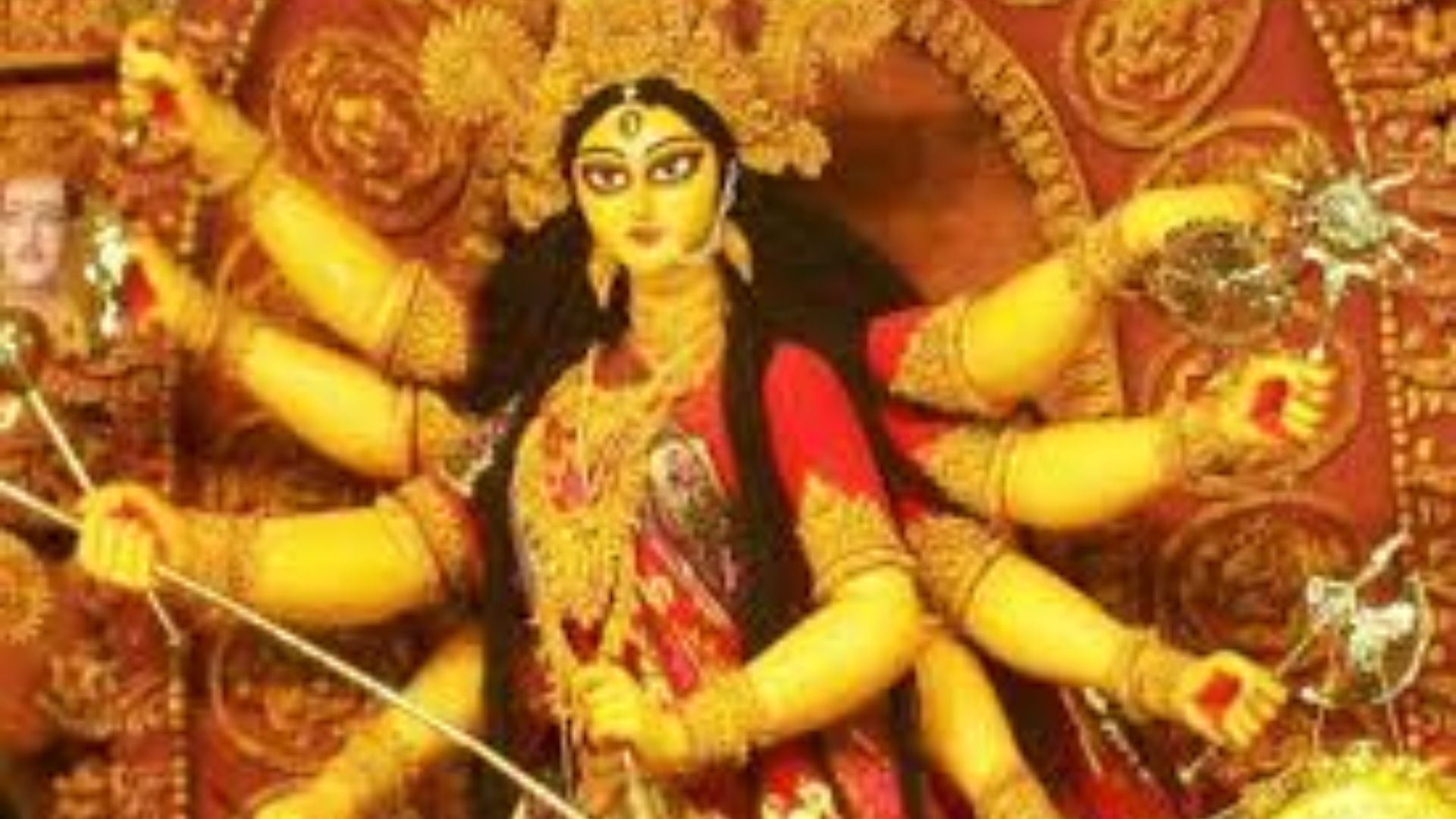 Devotees Celebrate Start of Sharadiya Navaratri with Vibrant Festivities Across India