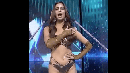 WATCH: Pakistani Model Without ‘Hijab’ Dazzles At Miss World Grand Show Goes Viral