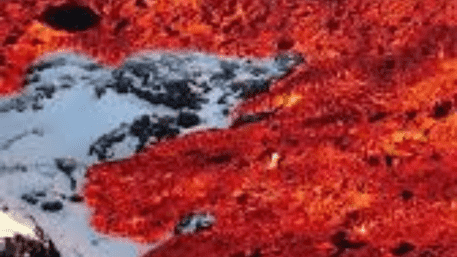 A Mesmerizing Dance Of Lava and Snow: Iceland’s ‘Ice and Fire’ Phenomenon | WATCH