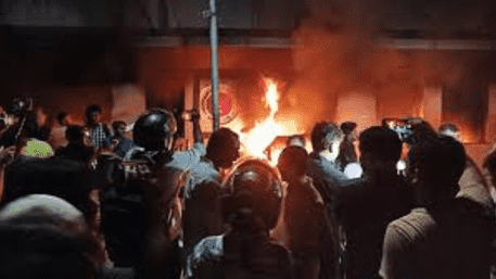 Bangladesh: Jatiya Party Office Vandalised And Set On Fire In Dhaka | WATCH