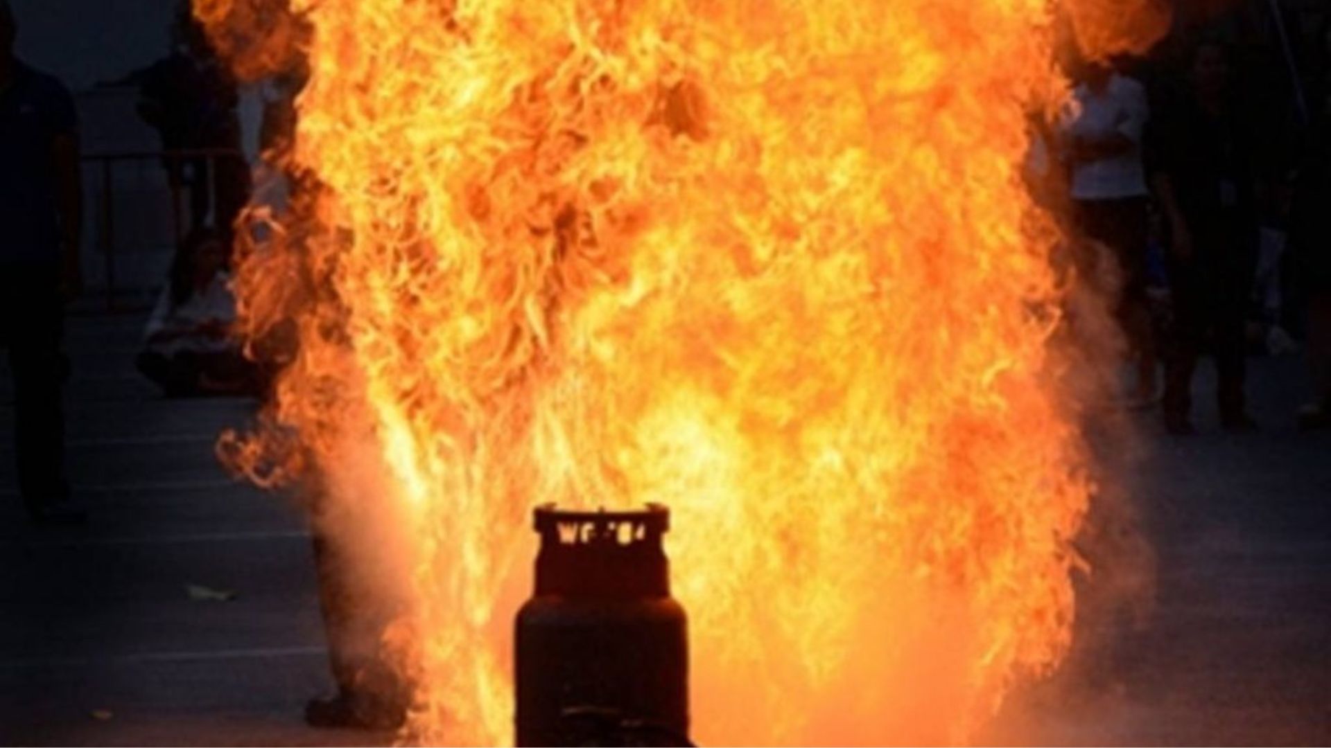 Madhya Pradesh: Cylinder Blast at Chaat Stall Injures 40 in Chhattarpur