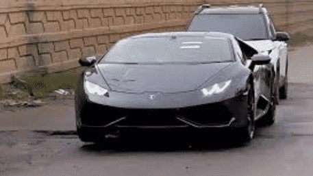 Luxury Lamborghini Faces Pothole Crisis In India: ‘Not Built for Our Roads!’