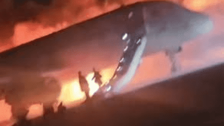 Passengers Running For Their Lives As Plane Catches Fire In Turkey | WATCH
