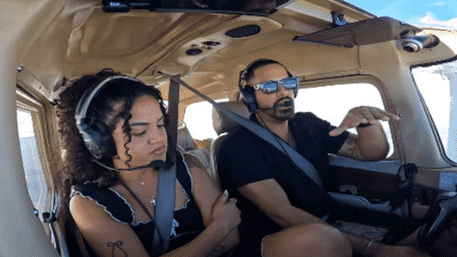 ‘Pilot’s 7,500-Foot Proposal’ To Girlfriend Captivates Internet | WATCH VIDEO