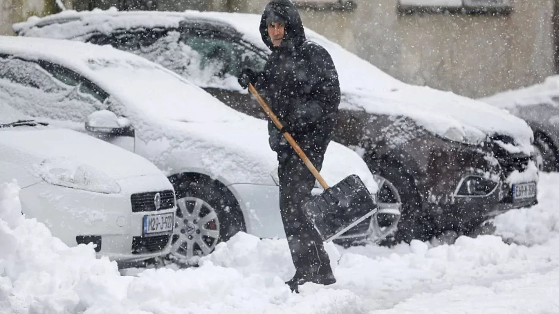Balkan Snowstorm Leaves Over 200,000 Homes Without Power Across Bosnia And Herzegovina