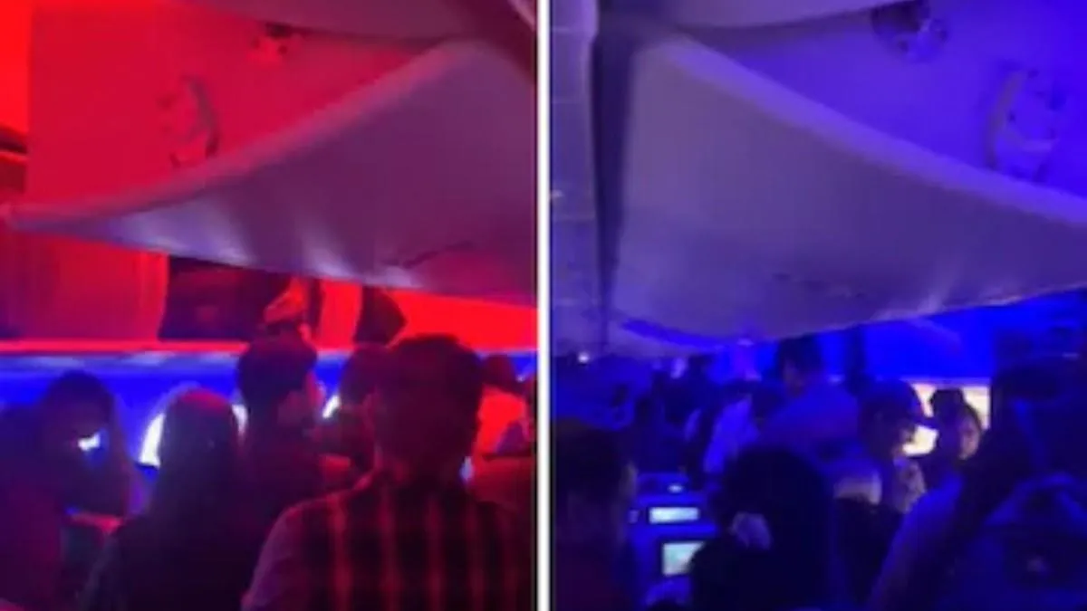 British Airways Turns Flight Into Christmas Wonderland: Holiday Cheer At 30,000 Feet | WATCH