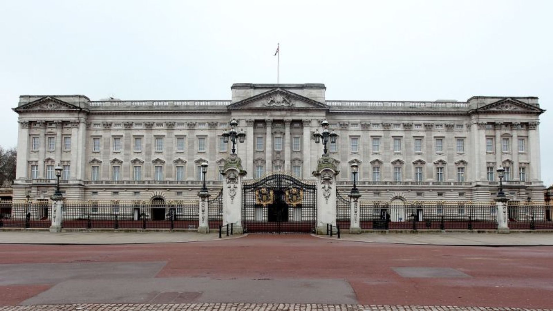 Buckingham Palace Maid Detained After Christmas Party Turns Violent