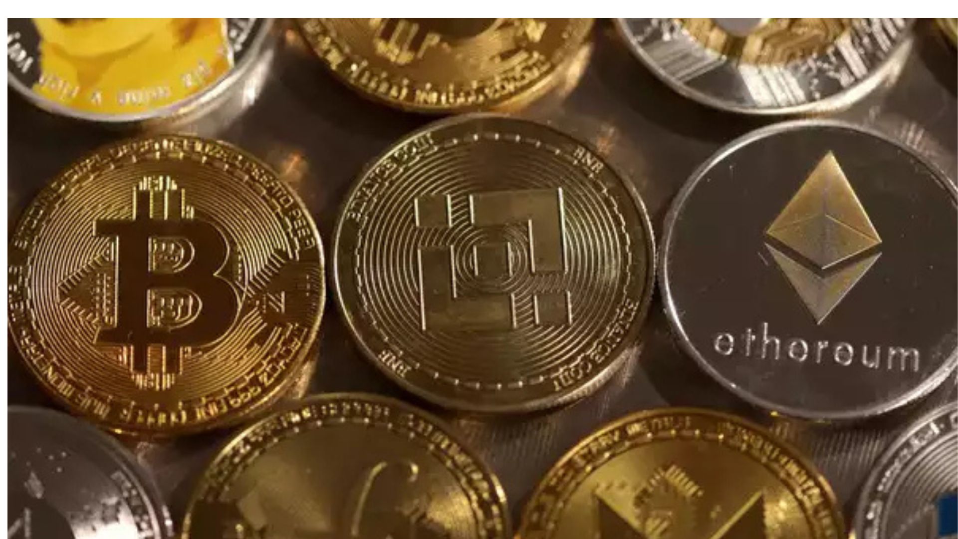 Crypto Market Faces Correction: Bitcoin Nears ,000, Altcoins Show Mixed Trends