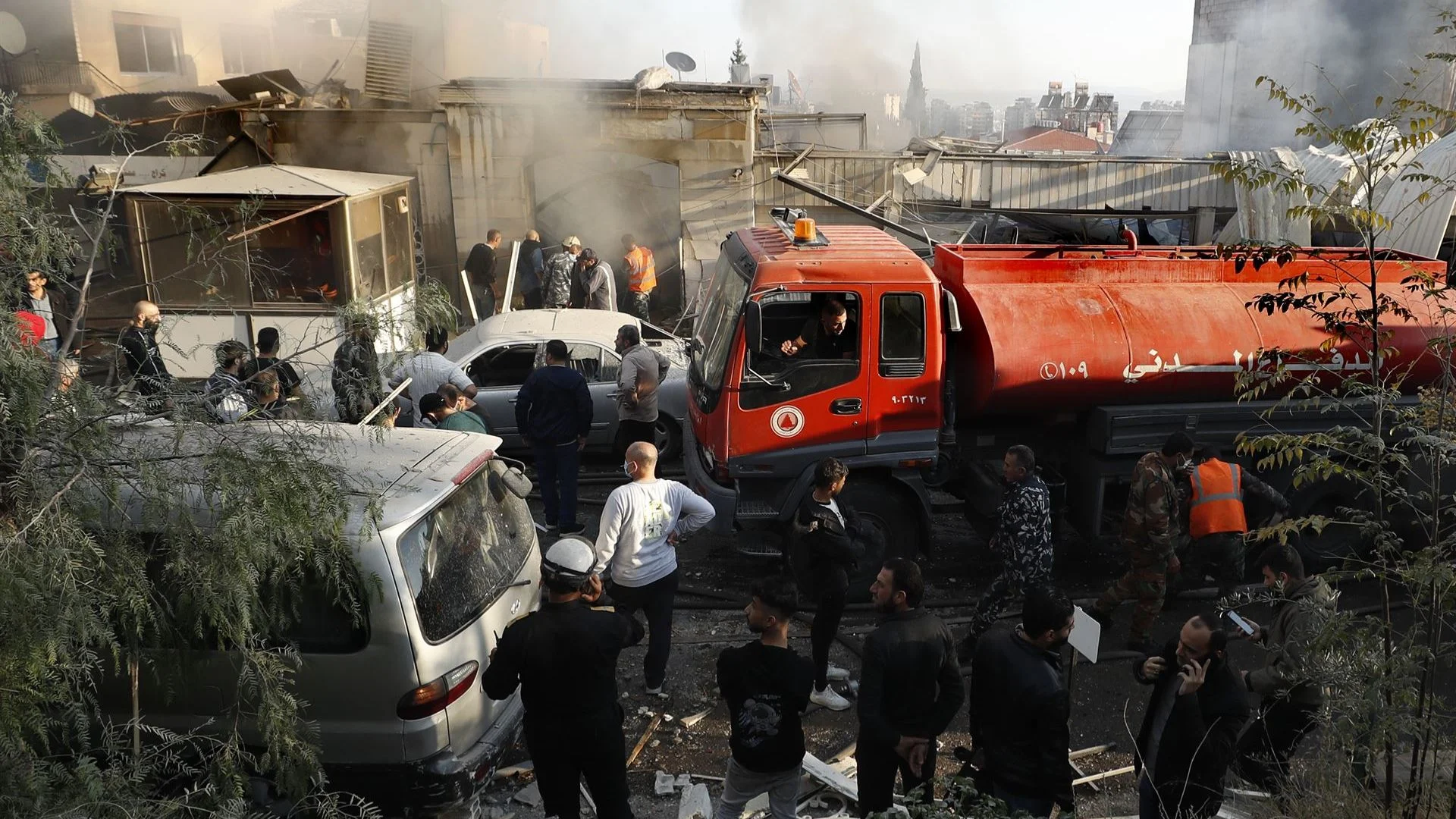 Israeli Airstrike Kills 11 In Damascus Amid Tensions In Syria And Regional Clashes