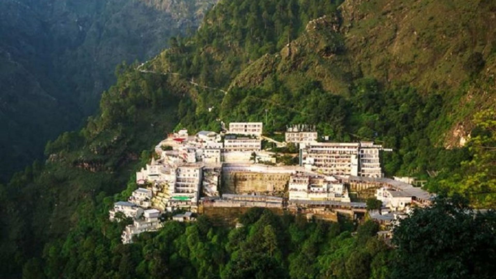 Jammu-Kashmir: Vaishno Devi Shrine Sees Over 90 Lakh Devotees For Third Straight Year