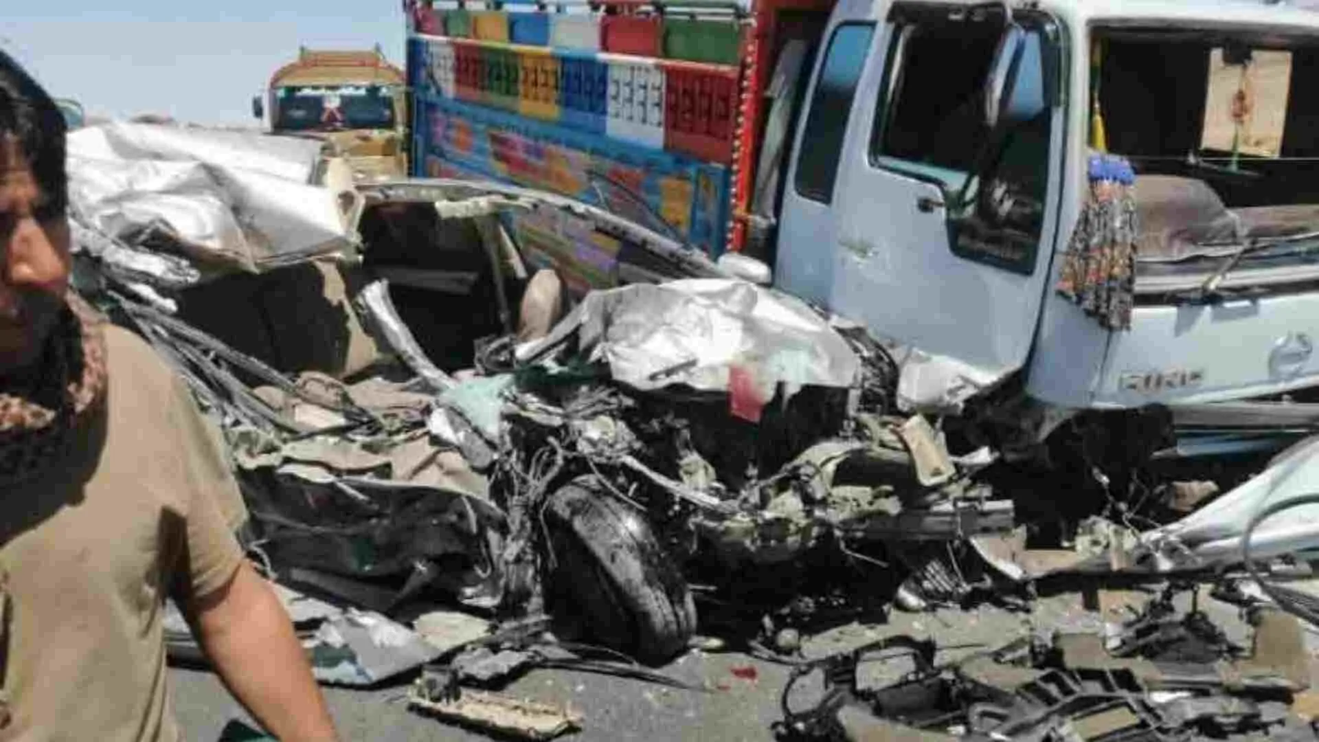Pakistan: Karachi Reports 9,000 Accidents, 771 Deaths In 2024