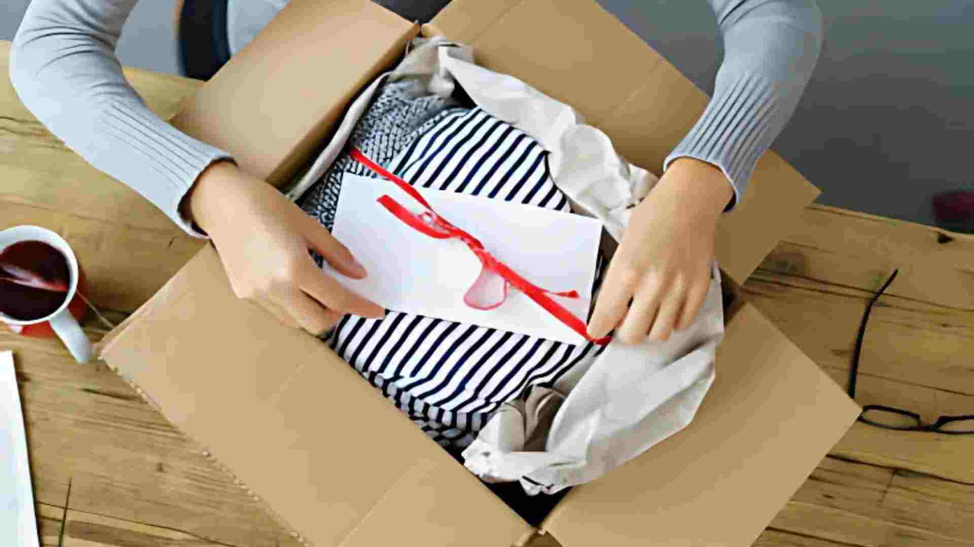 Get Fashion Delivered in 30 Minutes: This Company Launches Lightning-Fast Clothing and Accessories Delivery Service