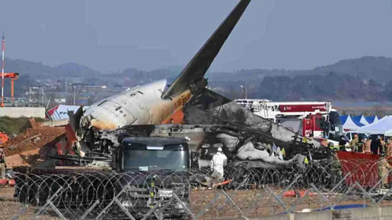 Passenger’s Haunting Final Text ‘Should I Say…’Before South Korea Plane Crash