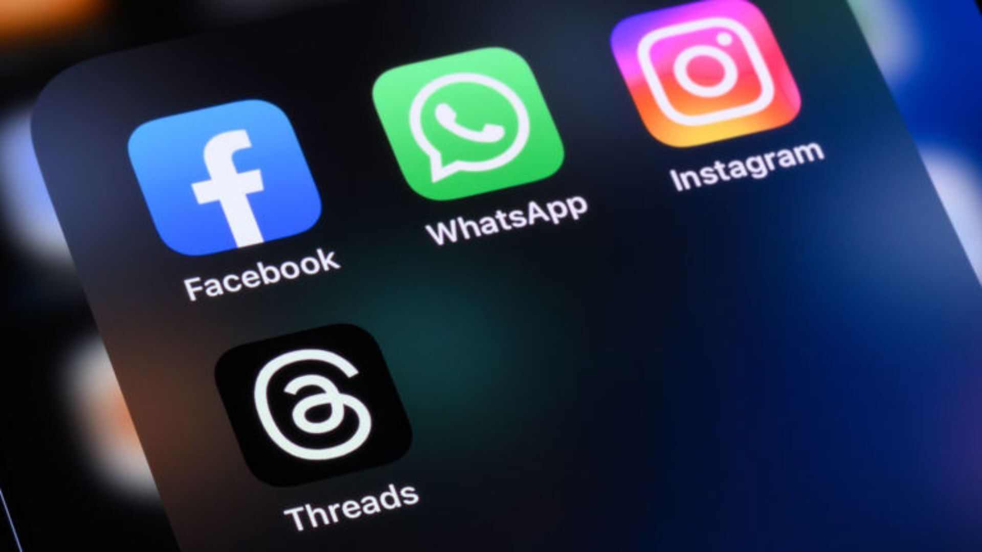 Scotland Bans WhatsApp on Government Phones, Here’s Why?