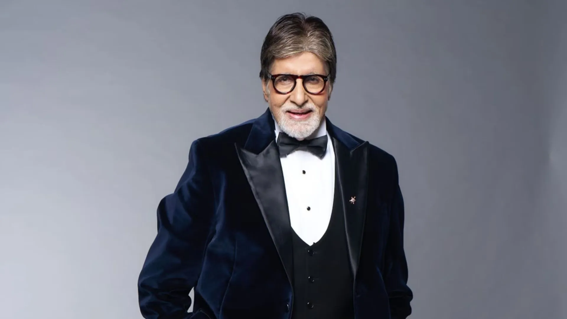 Amitabh Bachchan Sells Mumbai Duplex for ₹83 Crore in Mumbai
