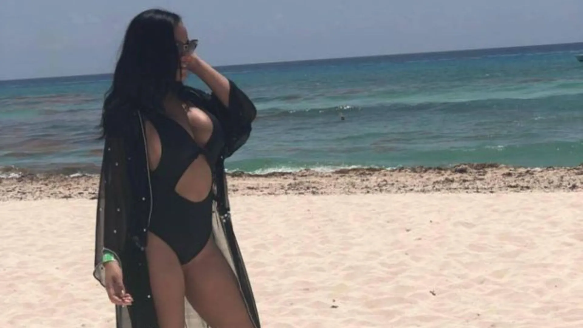 Drug Lord Arrested After Wife’s Online Holiday Pics Blow His Cover