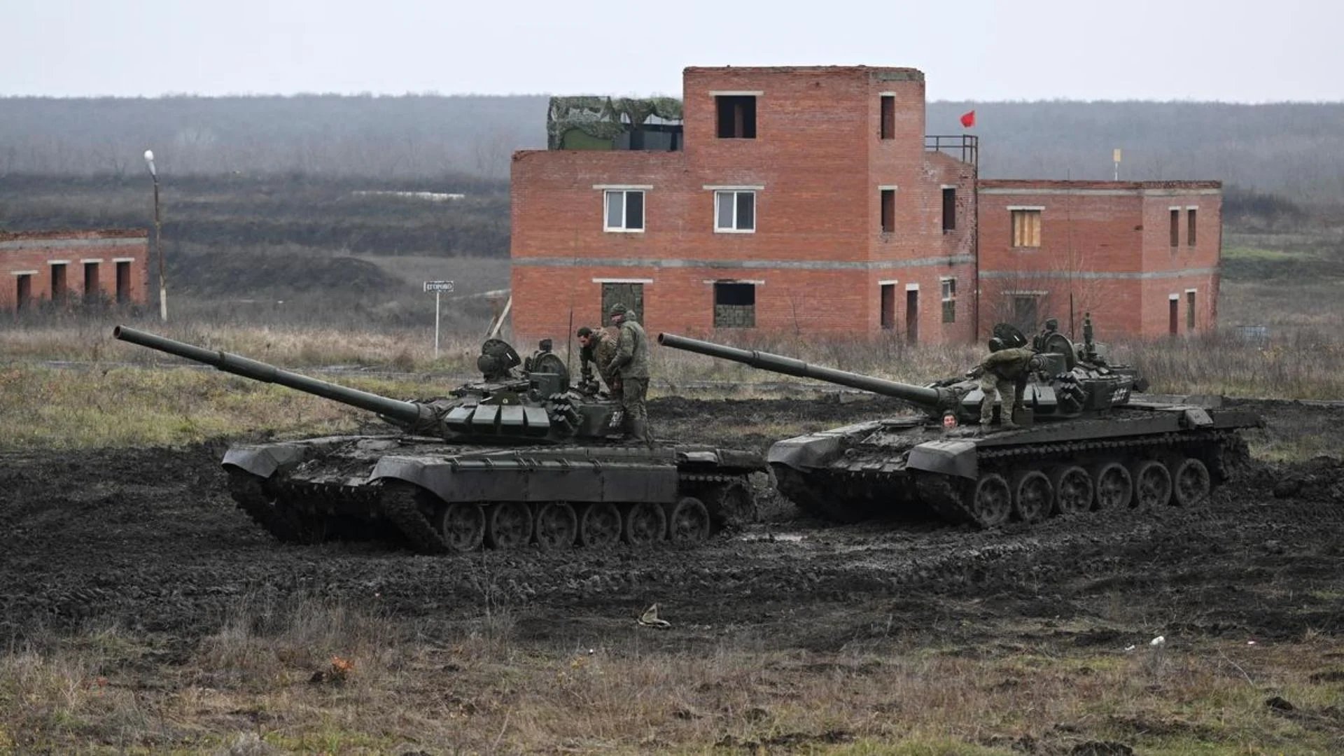 Russia Advances In Eastern Ukraine, Captures Two Key Villages Amid Intensified Conflict