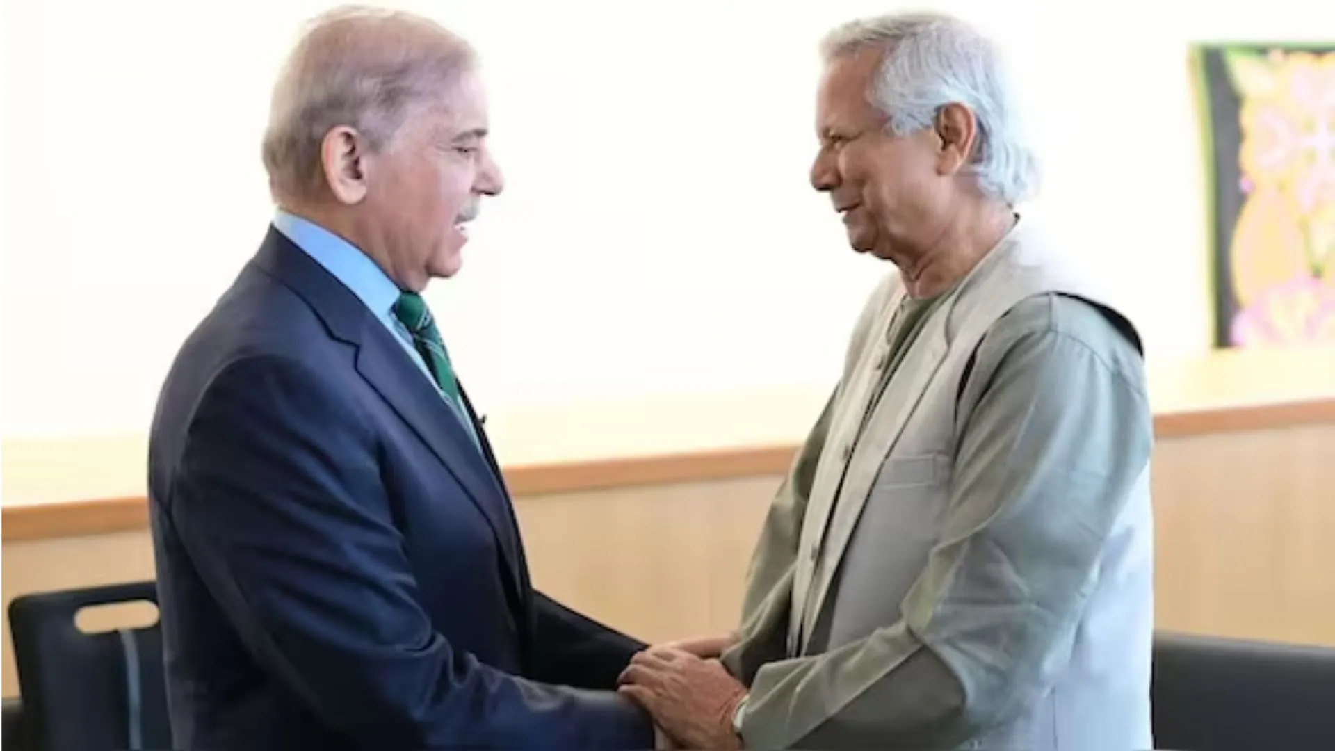 India Watches Closely as Pakistani ISI Chief and Military Delegation Visit Bangladesh